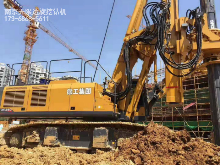 旋挖機(jī)如何應(yīng)對夏季高溫問題？.jpg