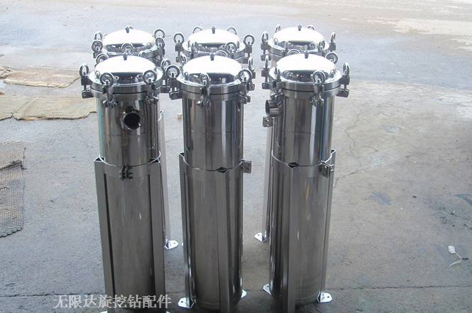 旋挖機(jī)過(guò)濾器的使用維護(hù)要點(diǎn)及注意事項(xiàng).jpg
